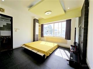 Chính chủ cho thuê toà nhà chdv q.10 10 căn 1pn 35m 1mb 11wc giá 68tr hầm vip kdc.  0901 970 ***