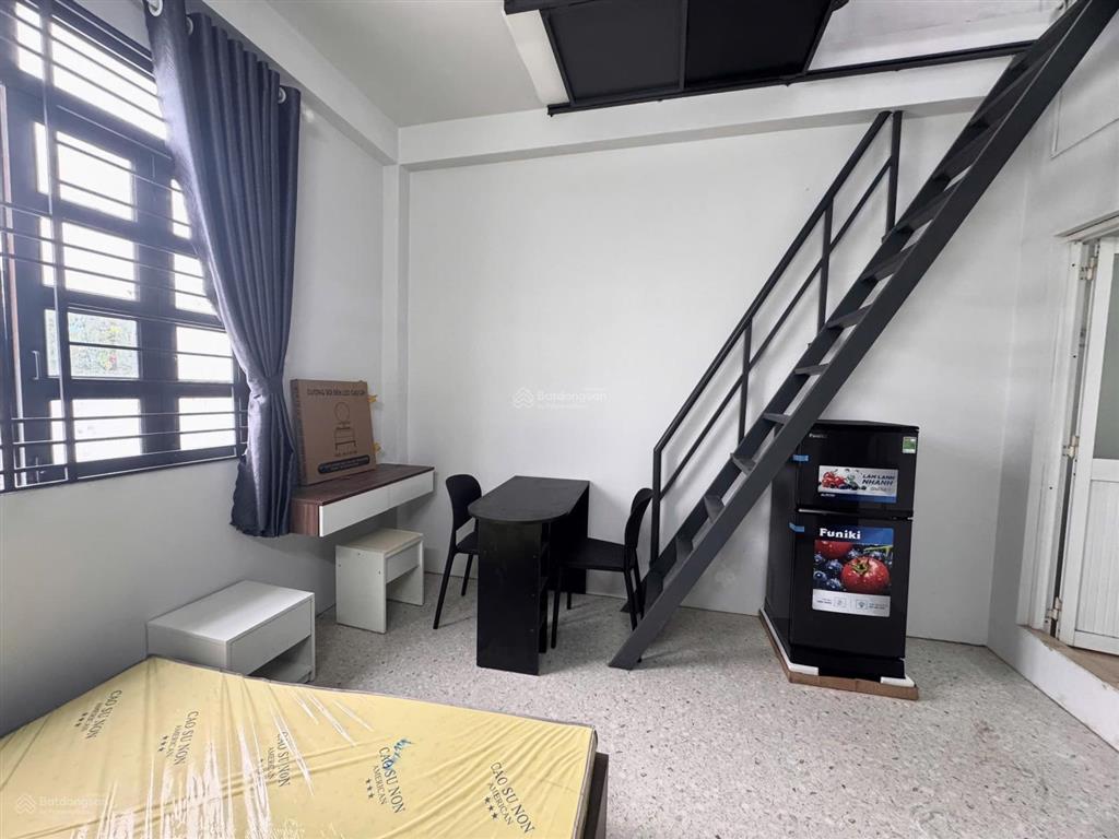 Chính chủ cho thuê chdv ful nt gác tại eonmal tân phú mt đs 14 giá 4,2tr ở ngay  0901 970 *** ngâ