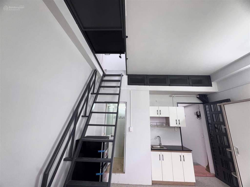 Chính chủ cho thuê chdv ful nt gác tại eonmal tân phú mt đs 14 giá 4,2tr ở ngay  0901 970 *** ngâ