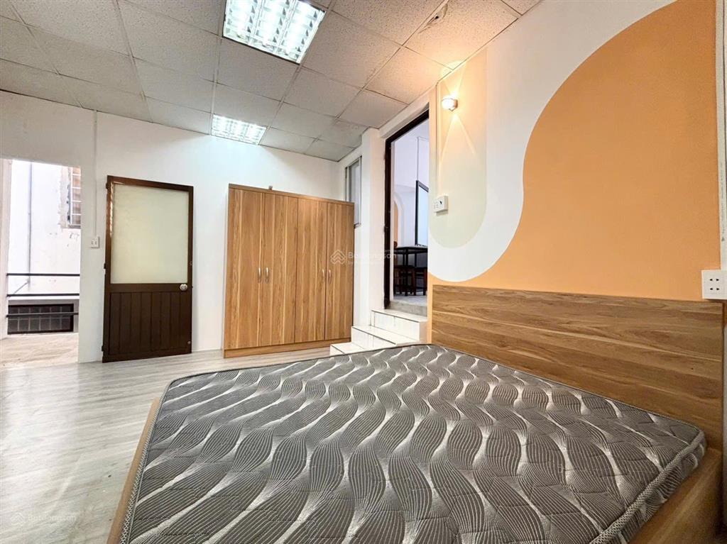 Chính chủ cho thuê chdv ban công q.10 1pn giá 7.93tr ful nt nguyễn thượng hiền  0901 970 *** ngân