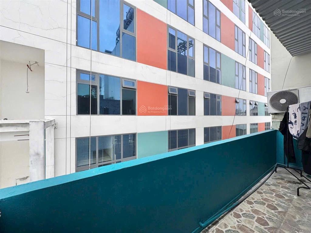 Chính chủ cho thuê penhouse lê văn sỹ q.3 359 giá 5,9tr full nt ngay mt ở ngay  0901 970 *** ngân