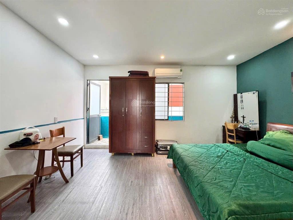 Chính chủ cho thuê penhouse lê văn sỹ q.3 359 giá 5,9tr full nt ngay mt ở ngay  0901 970 *** ngân