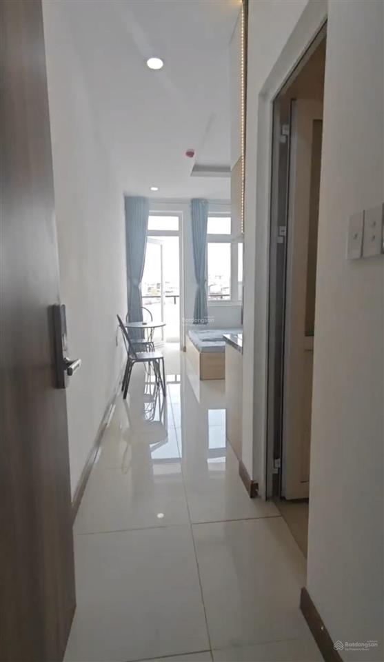Chính chủ cho thuê chdv thang máy có hầm ban công ful nt giá 6,8tr ở ngay  0901 970 *** thanh ngâ