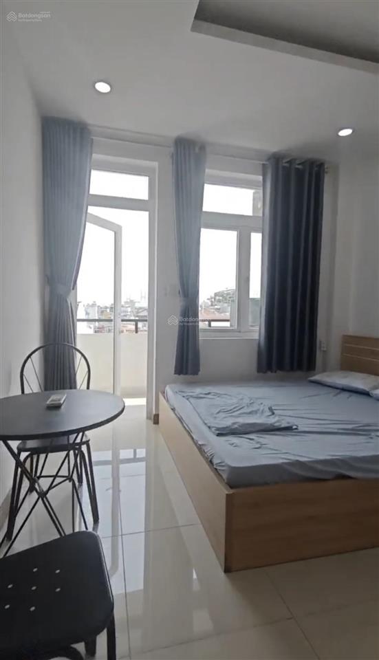 Chính chủ cho thuê chdv thang máy có hầm ban công ful nt giá 6,8tr ở ngay  0901 970 *** thanh ngâ