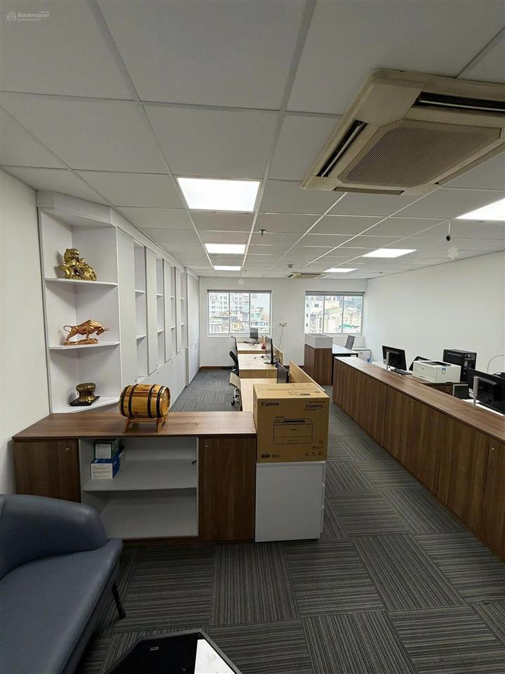 Chính chủ cho thuê nhà làm vp mt phó đức chính tròn building 2p full nt 76,6m 36tr  0901 970 ***