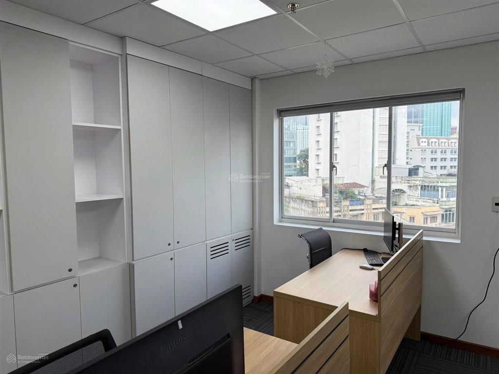 Chính chủ cho thuê nhà làm vp mt phó đức chính tròn building 2p full nt 76,6m 36tr  0901 970 ***