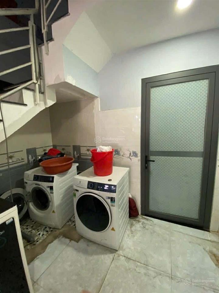 Tài sản dòng tiền giáp quận 1  chdv 5 tầng 12 phòng 700tr/năm  8.6 tỷ