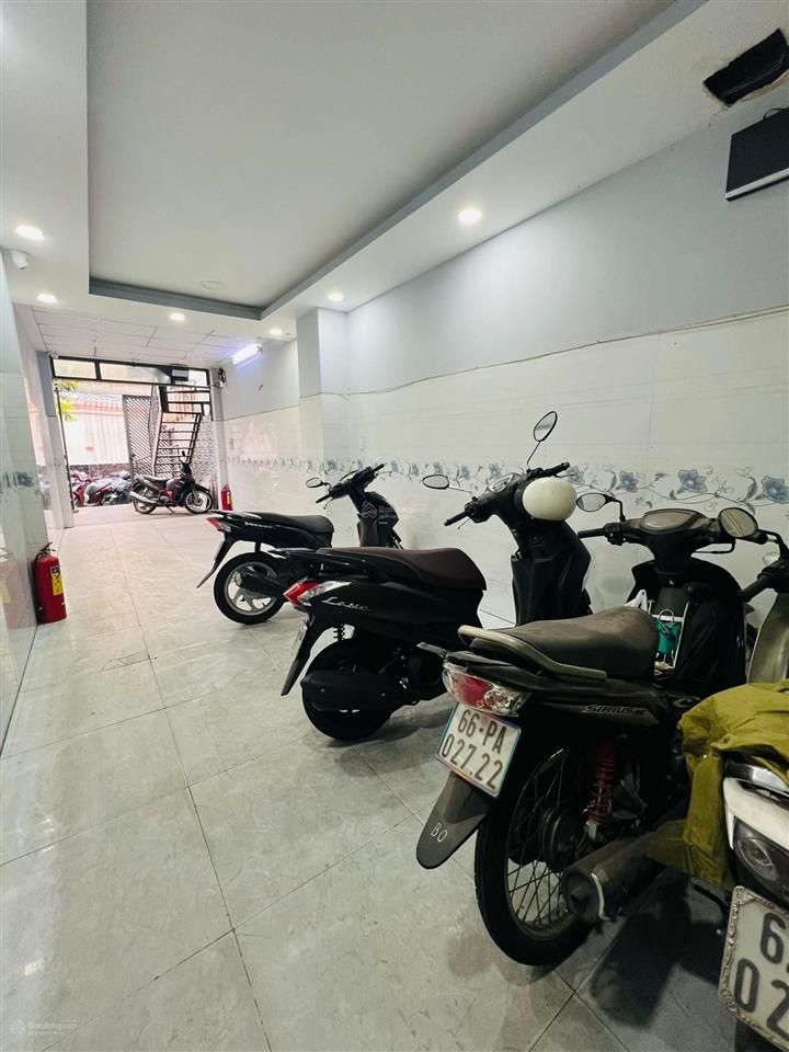 Tài sản dòng tiền giáp quận 1  chdv 5 tầng 12 phòng 700tr/năm  8.6 tỷ