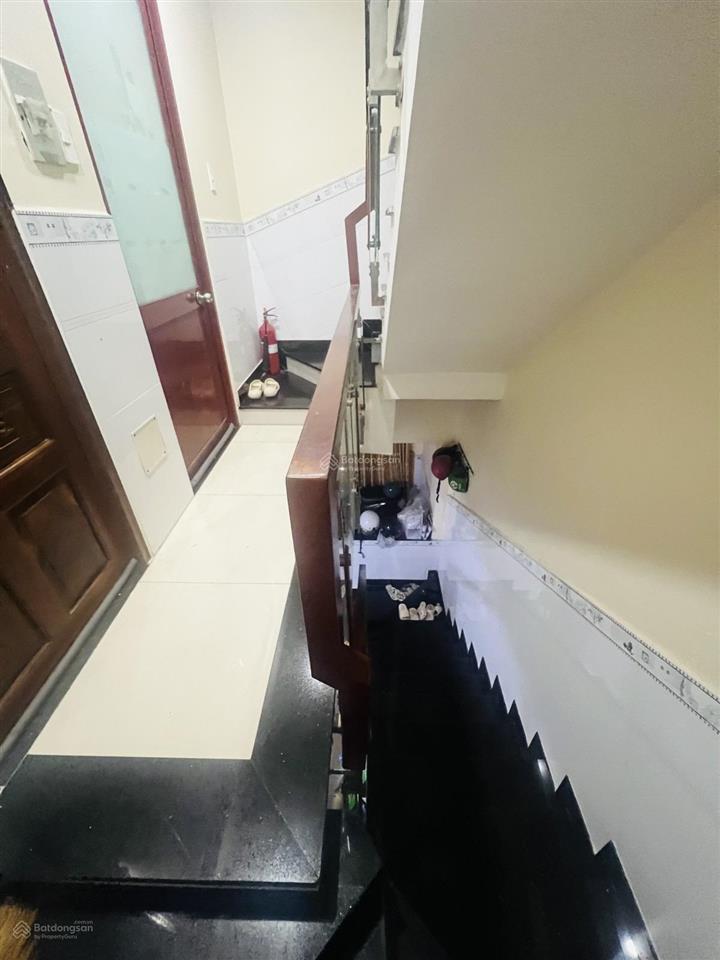 Vũ tùng  bình thạnh  chdv thu nhập 30tr/tháng  44m  5 tầng  8pn  chỉ 7.7 tỷ