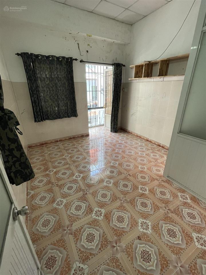 Đặng văn ngữ  phú nhuận  41m  lô góc không lộ giới & qh  6.8 tỷ