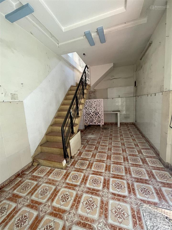 Đặng văn ngữ  phú nhuận  41m  lô góc không lộ giới & qh  6.8 tỷ