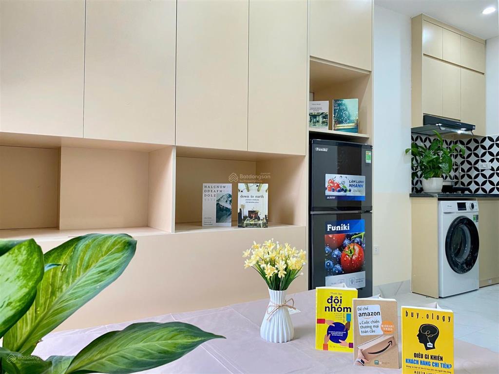 Chính chủ cho thuê ccmn full đồ cách đại học thương mại 100m giá chỉ 4tr8/tháng