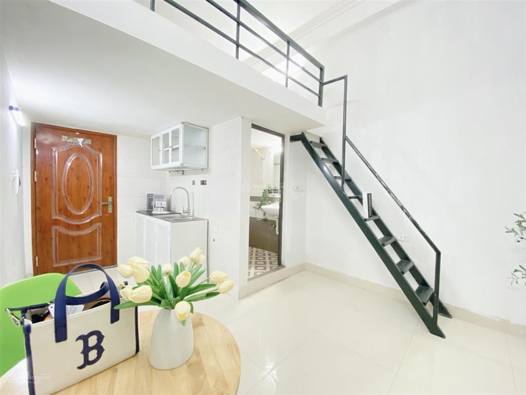 Chính chủ cho thuê ccmn gác xép rộng rãi tại cầu giấy giá chỉ 3tr9/tháng