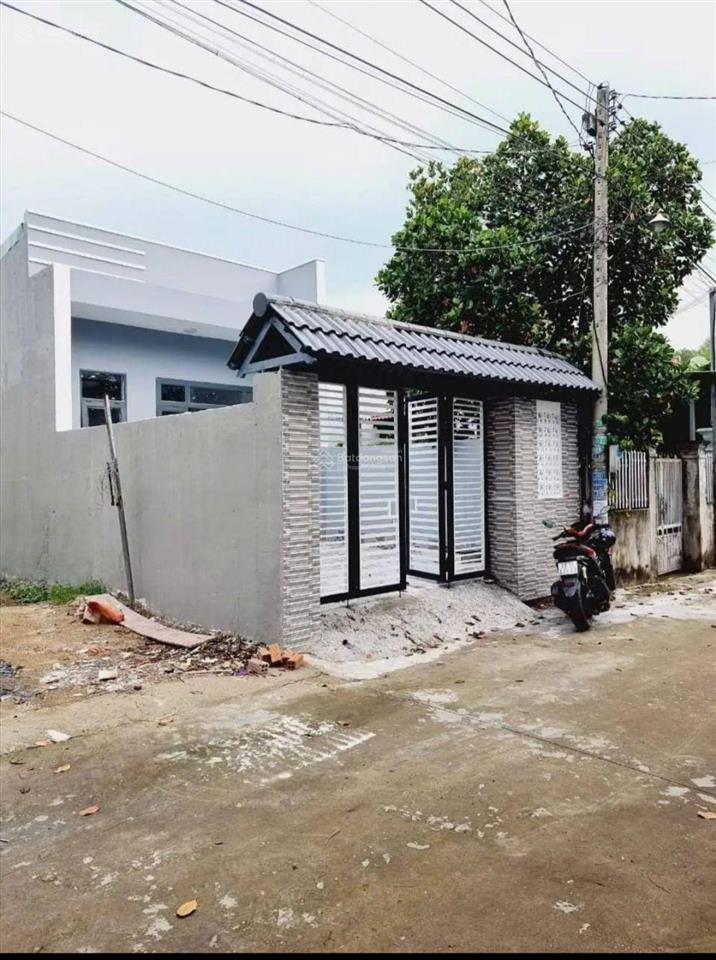 Bán nhà cấp 4 sổ hồng riêng, diện tích 110m2, ngay chợ vĩnh lộc b giá 770triệu