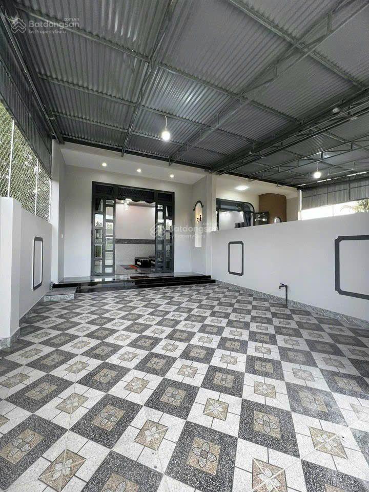 Bán nhà cấp 4 sổ hồng riêng, diện tích 100m2 gần vòng xoay an lạc