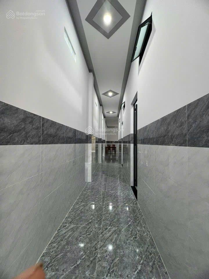 Bán nhà cấp 4 sổ hồng riêng, diện tích 100m2 gần vòng xoay an lạc