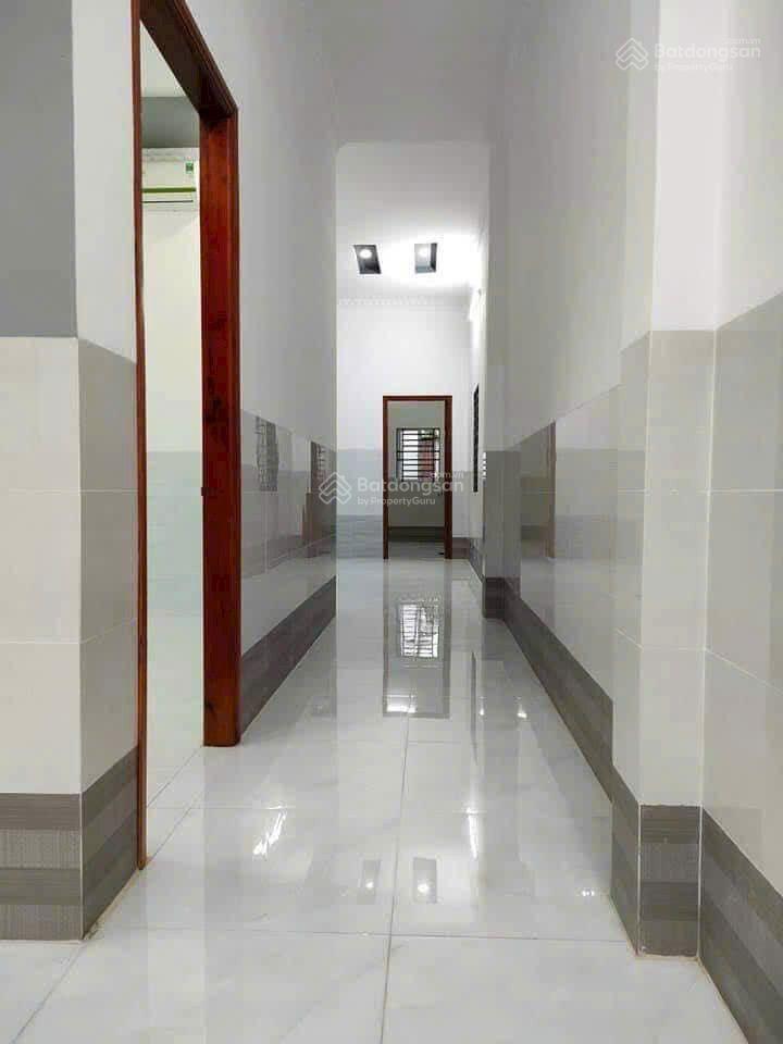 Bán nhà cấp 4 sổ hồng riêng, diện tích 100m kế bên chợ vĩnh lộc b giá 720 triệu