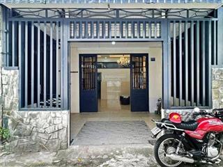 Bán nhà cấp 4 sổ hồng riêng, diện tích 100m2 kế bên chợ bình hưng giá 720 triệu