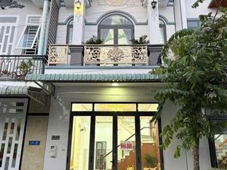 Bán nhà 1 trệt 1 lầu sổ hồng riêng, diện tích 100m2 gần aeon tạ quang bửu giá 1tỷ250 triệu