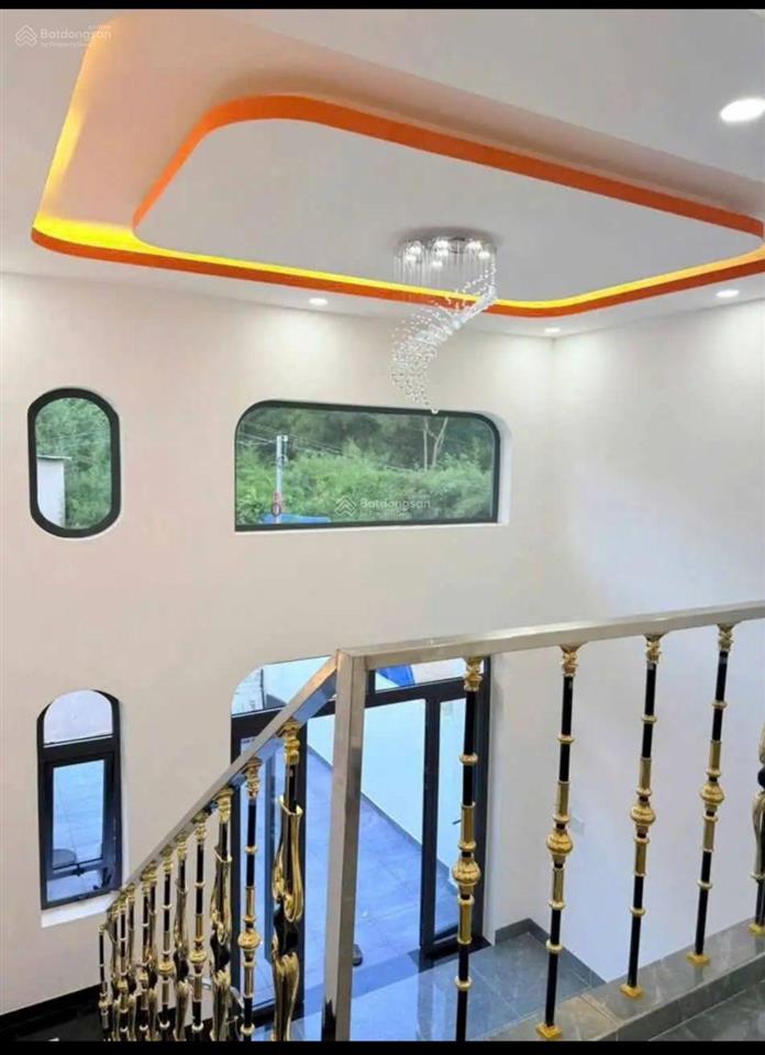 Bán nhà cấp 4 sổ hồng riêng, dt 100m2 ngay chợ đầu mối bình điền giá 730triệu