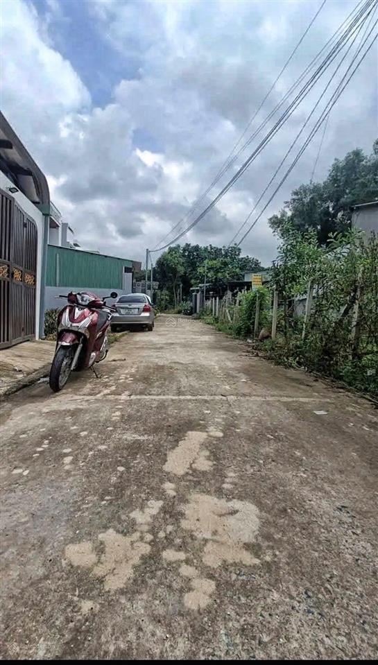 Bán nhà cấp 4 sổ hồng riêng, dt 100m2 ngay chợ đầu mối bình điền giá 730triệu