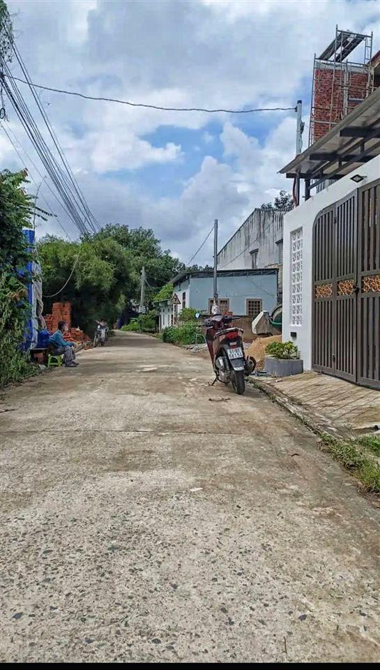 Bán nhà cấp 4 sổ hồng riêng, dt 100m2 ngay chợ đầu mối bình điền giá 730triệu