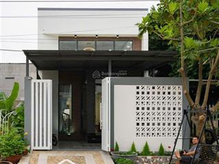 Bán nhà cấp 4 sổ hồng riêng, diện tích 100m2 ngay gần chợ bờ ngựa giá 735triệu