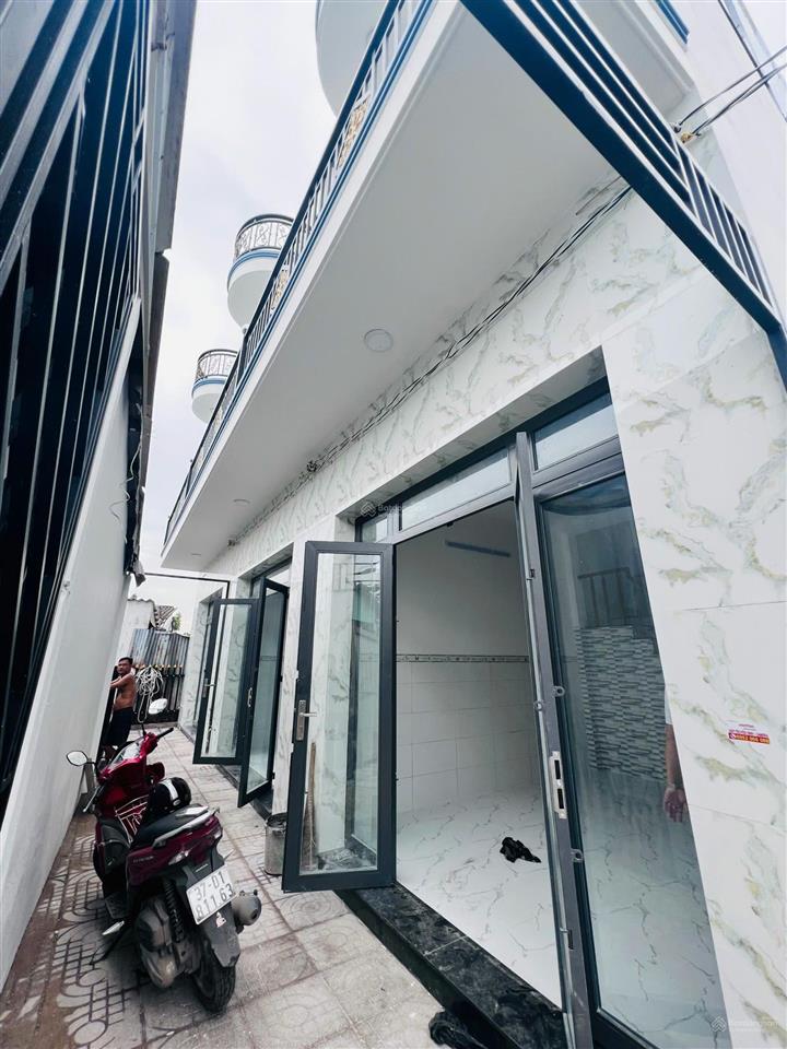 Khu nhà ở chủ đầu tư xây dựng hỗ trợ cho gia đình khó khăn cần mái ấm