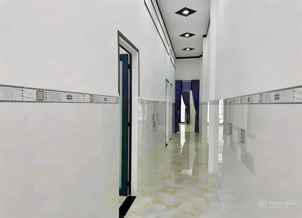 Bán nhà cấp 4 sổ hồng riêng, dt 100m2 kế bên bv đa khoa nhà bè giá 725triệu