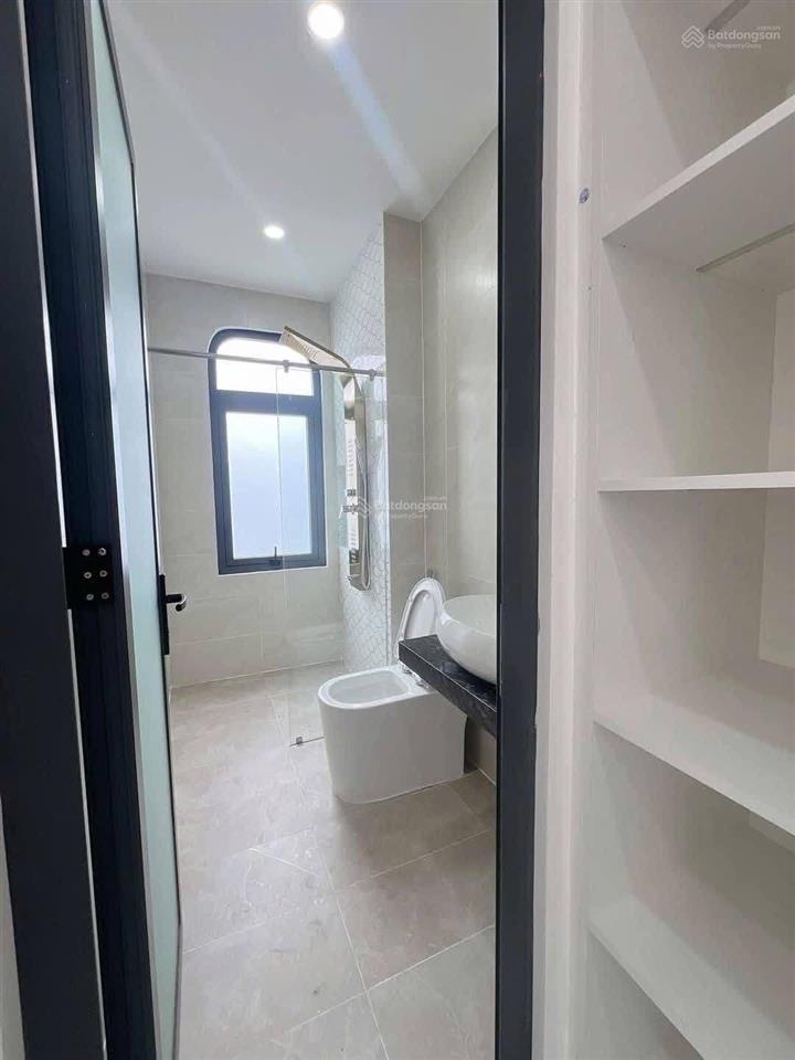 Bán nhà 1trệt1lầu sổ hồng riêng, diện tích 100m2 ngay kdc phong phú