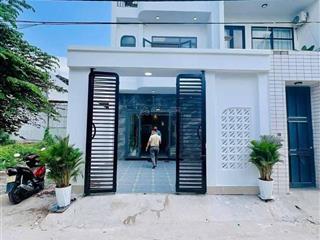 Bán nhà 1trệt1lầu sổ hồng riêng, diện tích 100m2 ngay kdc phong phú