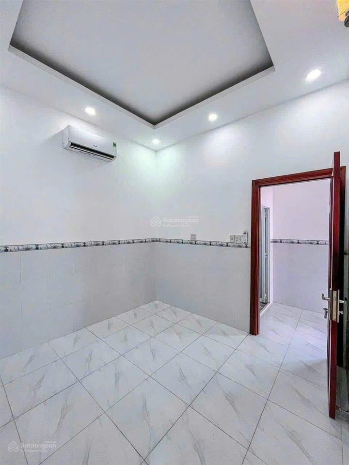 Bán nhà 1 trệt 1 lầu sổ hồng riêng, diện tích 85m2 ngay chợ phú lợi giá 1tỷ170triệu
