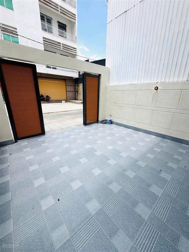 Dãy nhà chủ đầu tư mới hoàn thành, cơ hội sở hữu nhà cho người lao động thu nhập thấp giá 700triệu