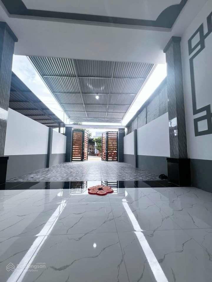 Bán nhà cấp 4 sổ hồng riêng, diện tích 100m2 kế bên chợ bà lát giá 690triệu