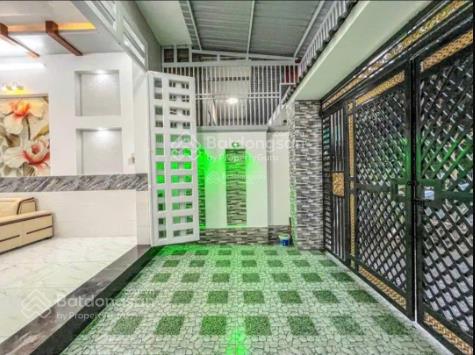 Bán căn nhà 1 trệt, 1 lầu  90m2  nguyễn hữu trí, bình chánh, shr