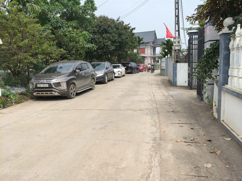 1,95 tỷ sở hữu 300m2 full thổ cư, mặt tiền 14m, đường ô tô tránh, cách chợ trường học vài trăm mét