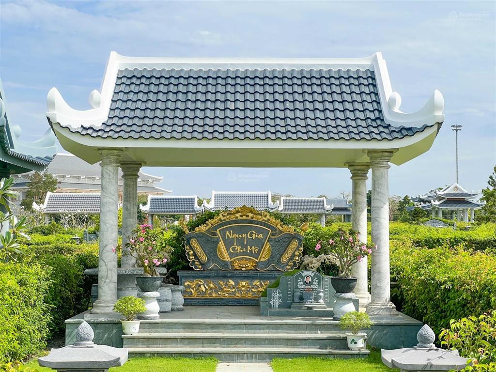 Đi nước ngoài cần sang nhượng lô gia tộc 112 m2. sổ riêng