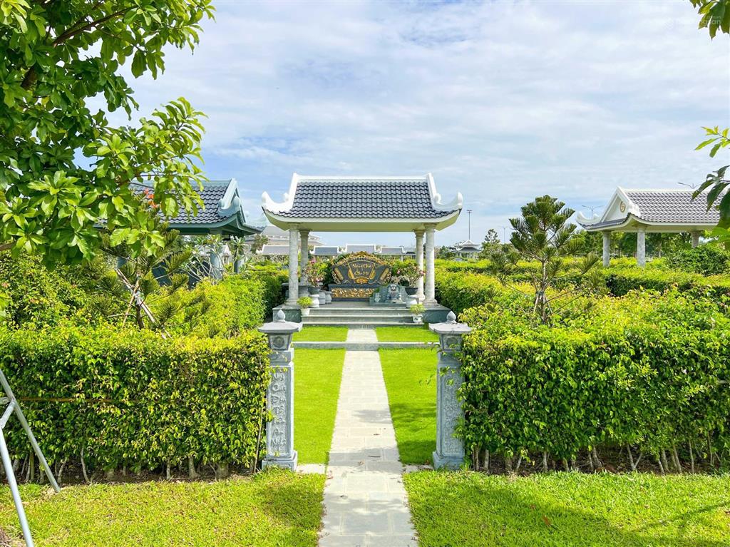 Đi nước ngoài cần sang nhượng lô mộ gia tộc 112.42m2. sổ riêng