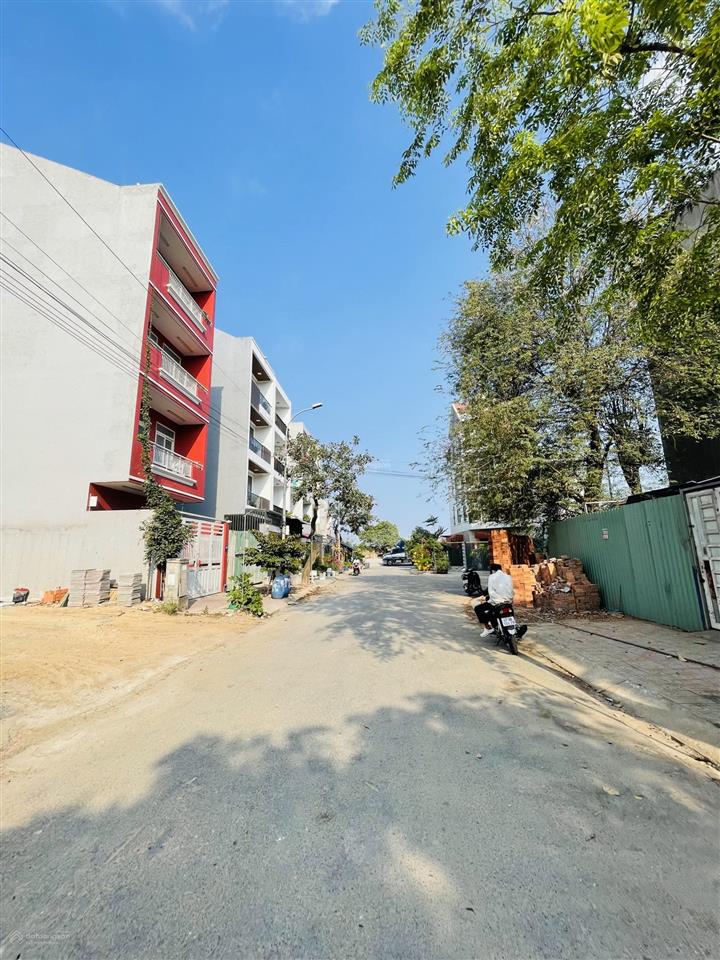 Giá tốt!!! kdc êm đềm linh xuân 90m2trục thông giá chỉ 6,5 tỷ