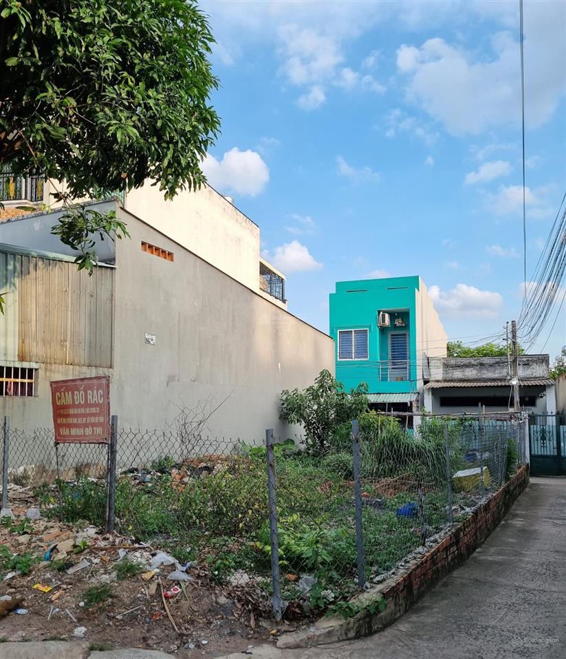 Bán lô góc 3 mặt tiền, 100m2, ngay vincom lê văn việt quận 9, ngang 6m bề thế