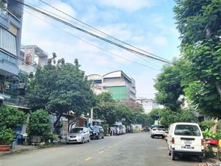 Mặt tiền đường 11 phước bình,sổ vuông vức, đường 16m có vỉa hè, quận 9