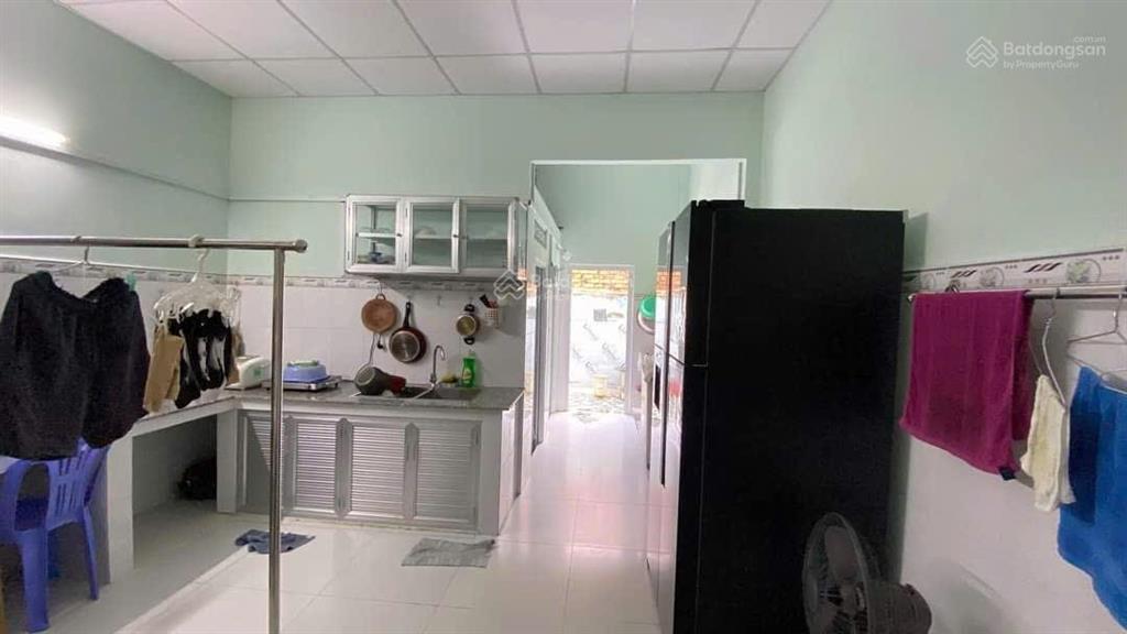 Mặt tiền đường 11 phước bình,sổ vuông vức, đường 16m có vỉa hè, quận 9