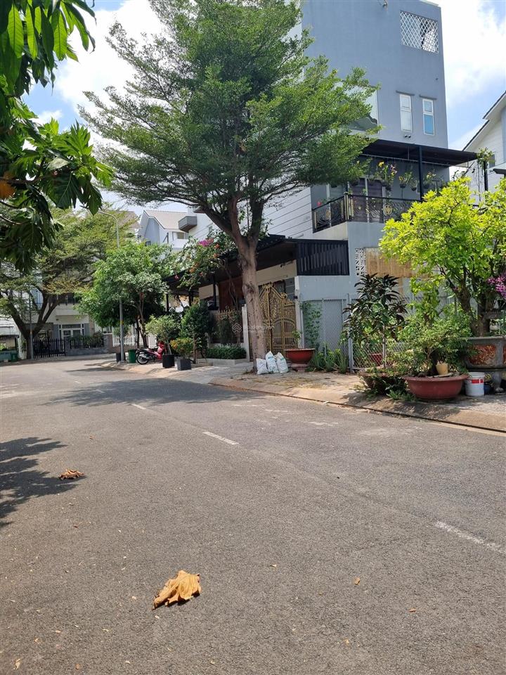 Mặt tiền 4 tầng, kdc gia hòa quận 9, 13 tỷ giá tham khảo tốt trong khu vực, sổ hồng riêng