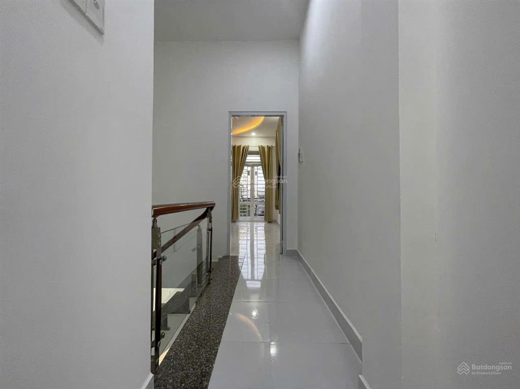 Căn góc mới 2 mặt tiền,62m2,2 tầng,gần dương đình hội quận 9,hơn 6 tỷ