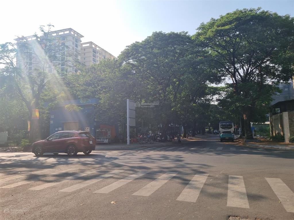 Lô đất hiếm 87m2, đông thủ thiêm quận 2, hẻm xe hơi tránh, khu biệt thự dân trí cao