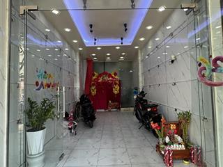 Cần cho thuê mặt bằng kinh doanh tại mặt tiền đường ba tháng hai, vị trí đông đúc ,bán đa ngành