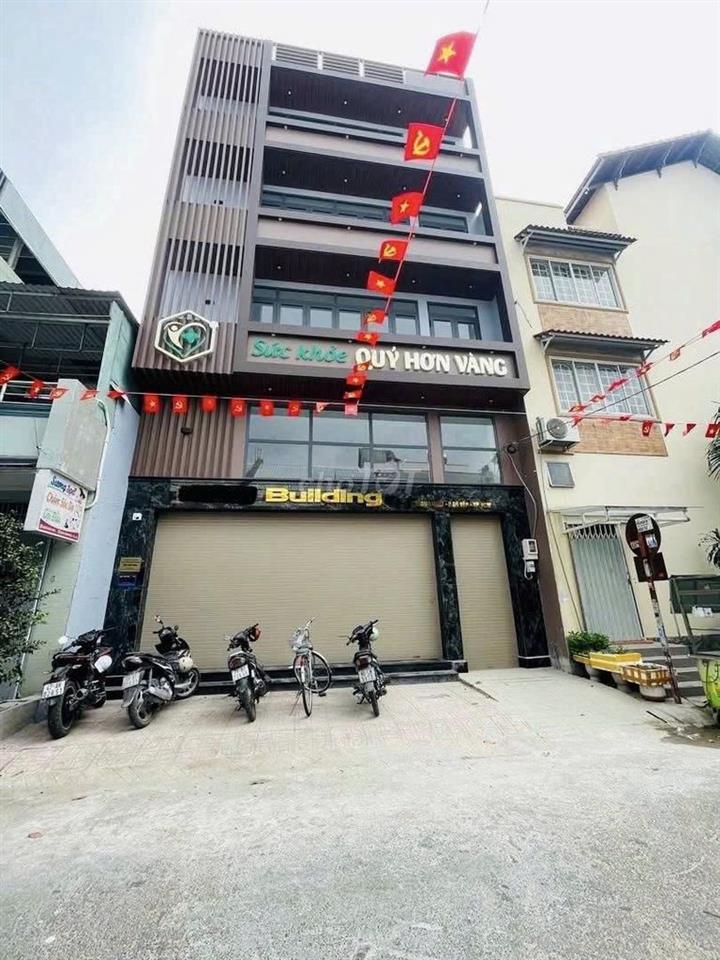 CỰC HOT ! Tòa nhà 6 tầng ngang 9m, hầm + thang máy, DTSD 600m², 42tr