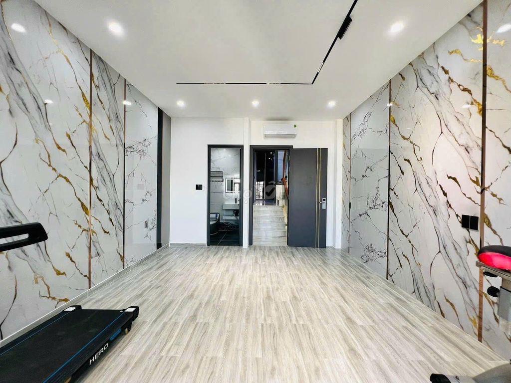  NHÀ MỚI CỰC HOT! THUÊ NHÀ NGUYÊN CĂN 128A HOA SỨ ,PN , DTSD 400m2