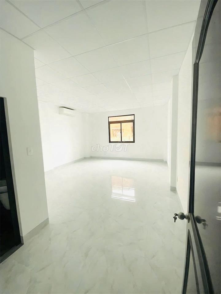 HOT! Nhà Đặng Văn Ngữ P10 PN - Thang Máy - DTSD 540m² - 30 Triệu