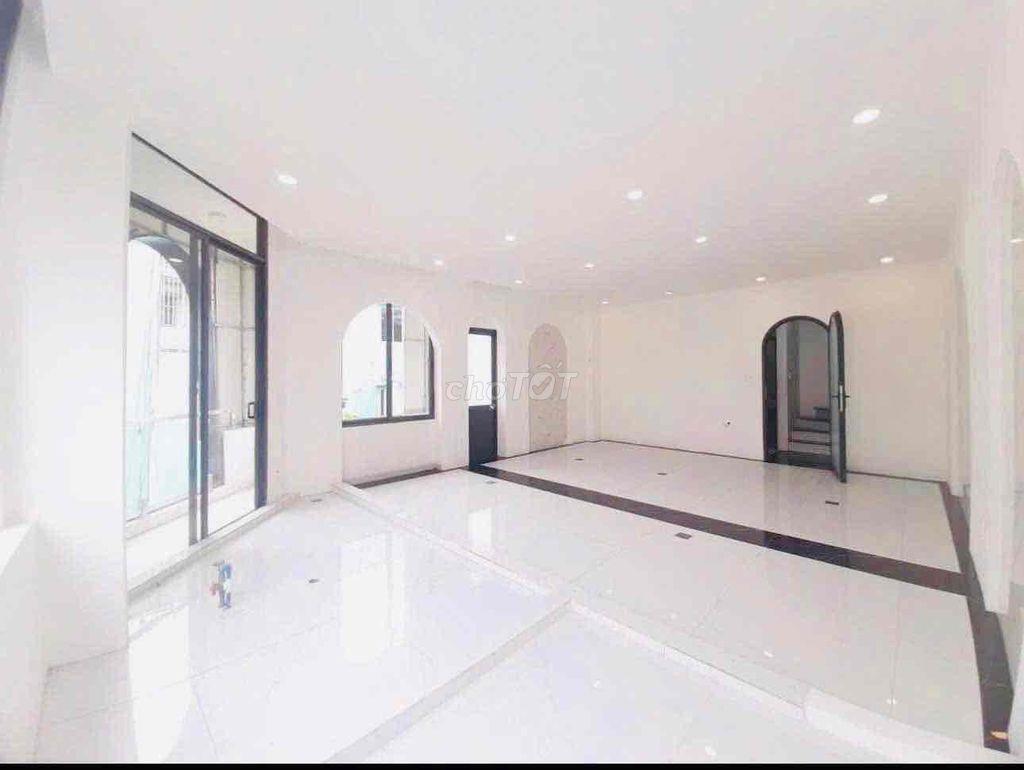GIÁ SỐC HIẾM CÓ 3 MẶT TIỀN Lê Văn Sỹ – 390m² – Thang Máy – Chỉ 36tr